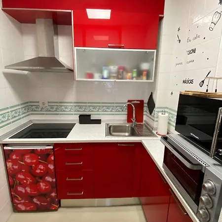 Centro Frente Muralla 2 * Lugo